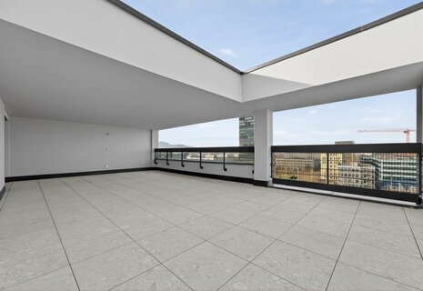 3.5-Zimmer Maisonettewohnung mit eigener Dachterrasse (125 m2) in Zug