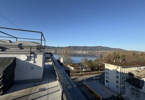 Exklusive Dachwohnung mit privater Terrasse und Seeblick im Zürcher Seefeld
