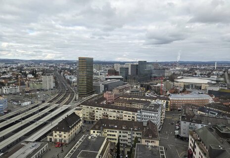 Moderne 1.5 Zimmer Mezzanine mit Panoramaweitsicht